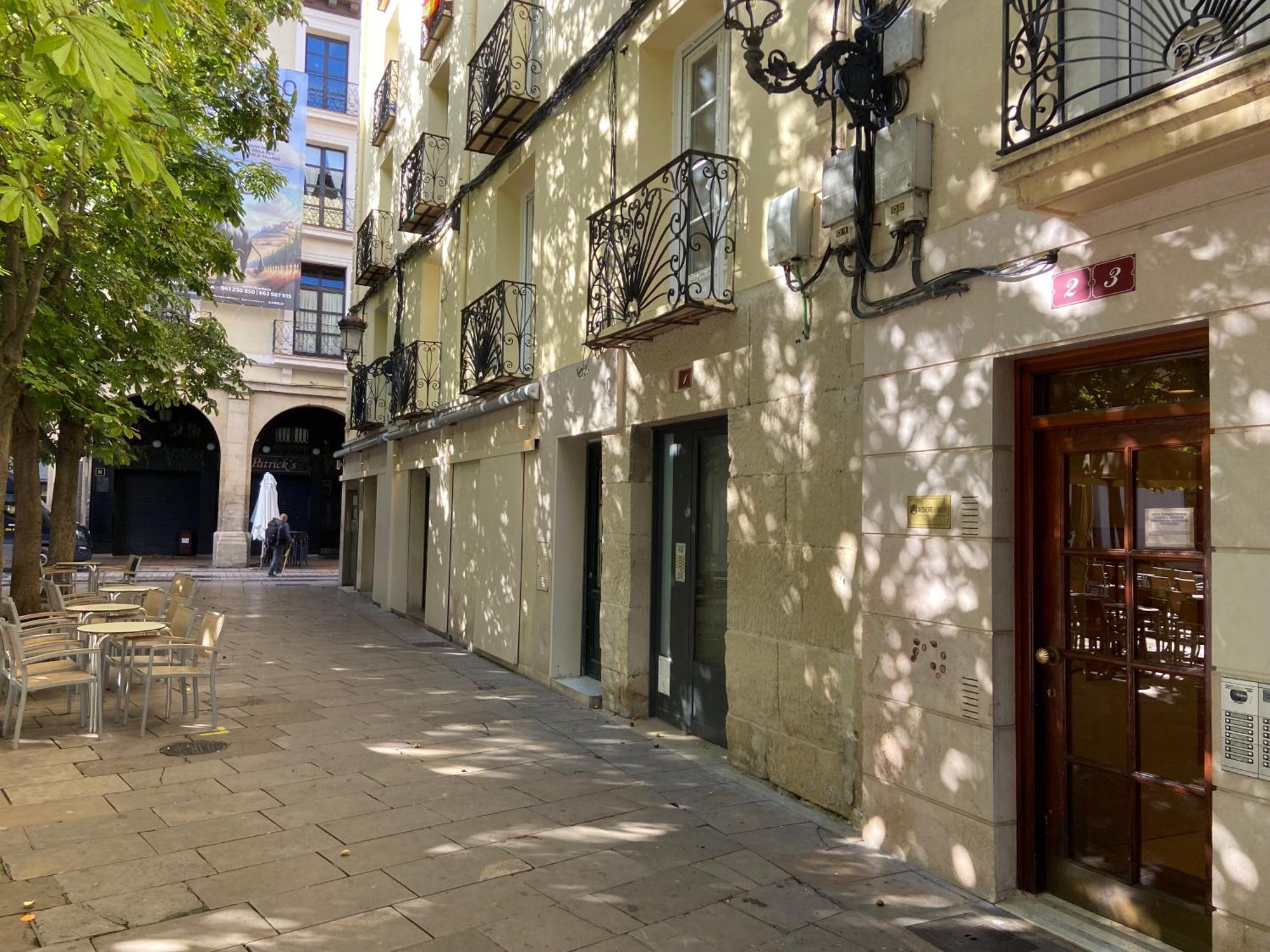 Alojamiento En Pleno Centro Con Wifi Y Aire Acondicionado 로그로노 외부 사진